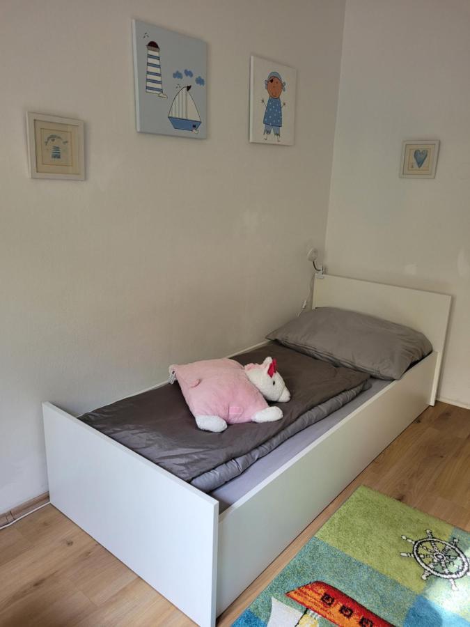 Family Apartment Linz Wohnen Mit Garten Am Fusse Des Poestlingbergs Top Lage Villenviertel エクステリア 写真