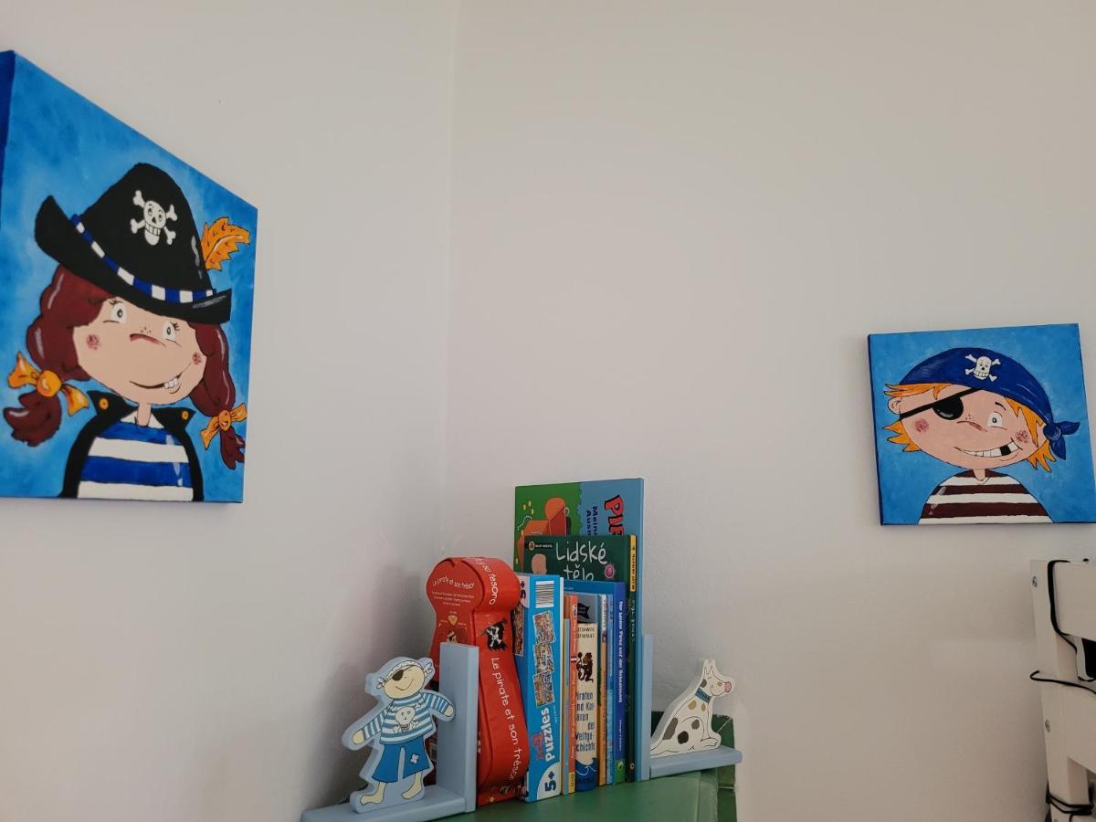 Family Apartment Linz Wohnen Mit Garten Am Fusse Des Poestlingbergs Top Lage Villenviertel エクステリア 写真
